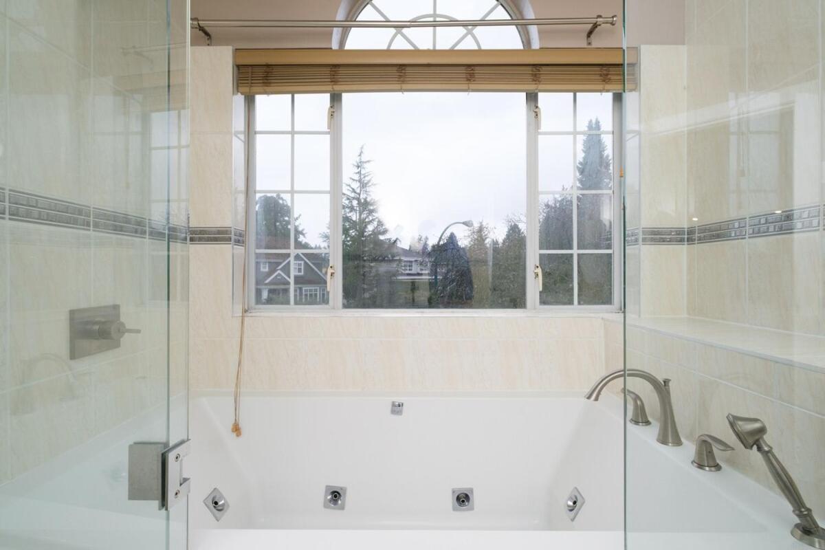 Spacious 4Br W Ensuites Mins To Downtown Yvr Ubc Vancouver Esterno foto