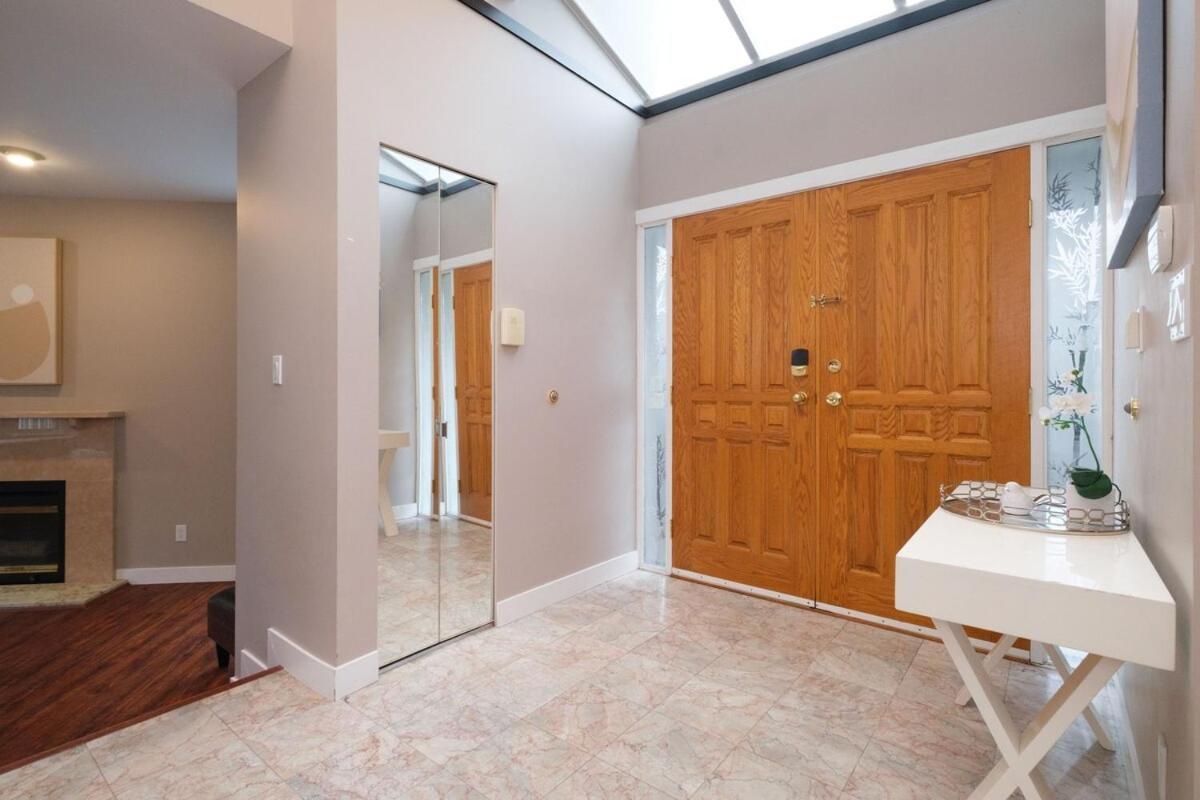 Spacious 4Br W Ensuites Mins To Downtown Yvr Ubc Vancouver Esterno foto