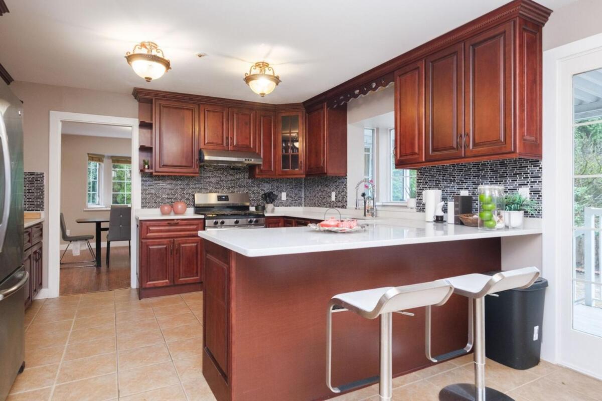 Spacious 4Br W Ensuites Mins To Downtown Yvr Ubc Vancouver Esterno foto