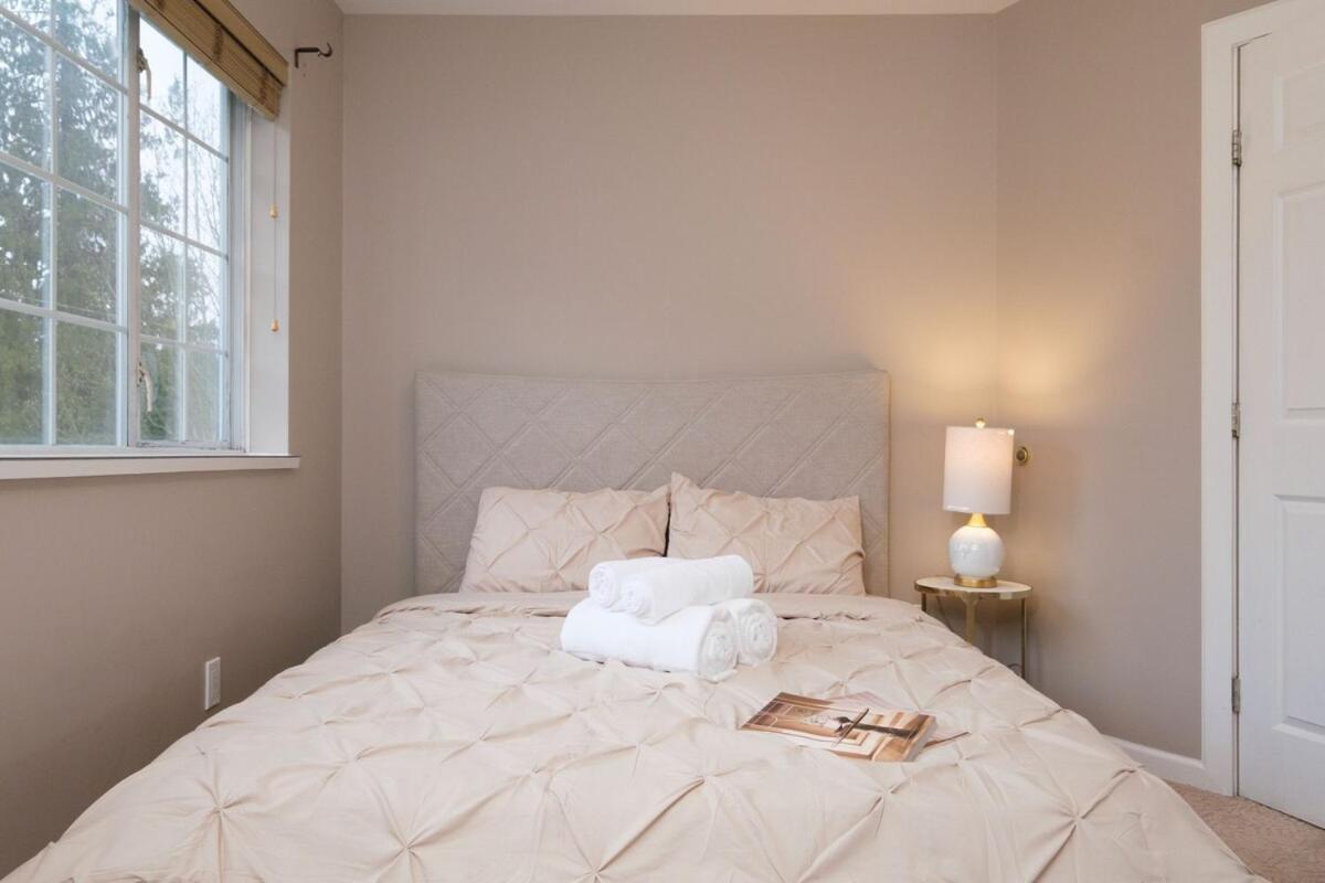 Spacious 4Br W Ensuites Mins To Downtown Yvr Ubc Vancouver Esterno foto